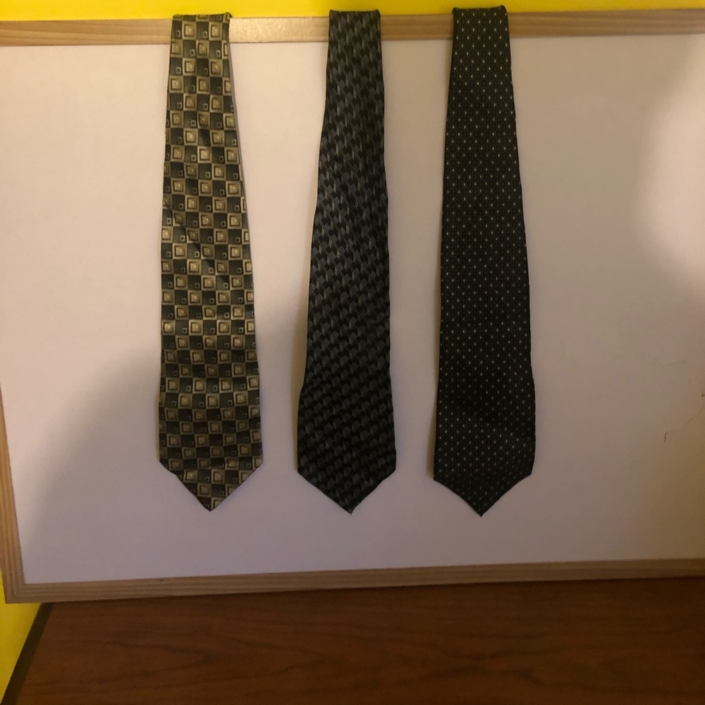 Pierre Cardin ties. 3 for $20!!!